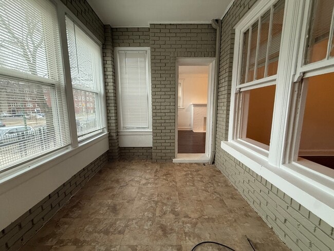 property at 7531 N Rogers Ave