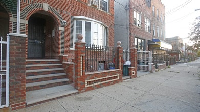 1011 Hegeman Ave in Brooklyn, NY - Building Photo - Building Photo