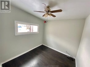22 Malden Hill Dr in Amherstburg, ON - Building Photo - Building Photo