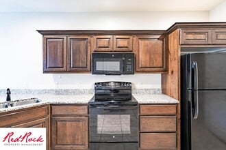 370 W Buena Vista Blvd in Washington, UT - Building Photo - Building Photo