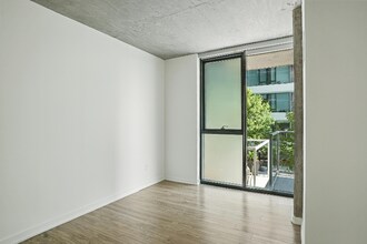 1320 S Wabash Ave in Chicago, IL - Foto de edificio - Building Photo