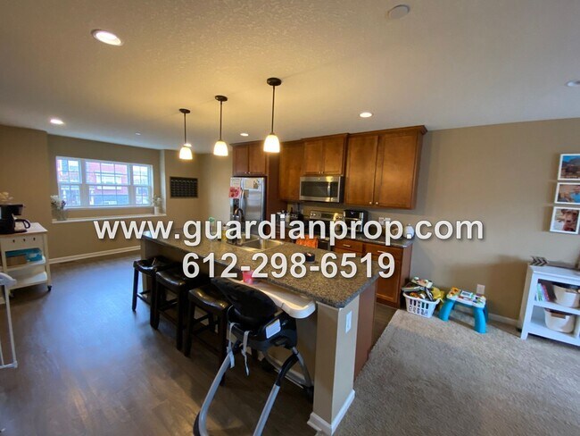 14629 Peridot St NW in Ramsey, MN - Building Photo - Building Photo