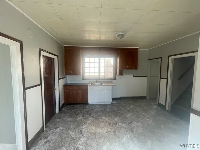 property at 202 N Ogden St