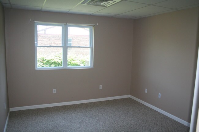 3406 Collins Ferry Rd in Morgantown, WV - Building Photo - Building Photo