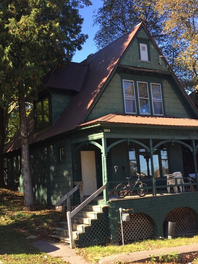 property at 204 Prospect St