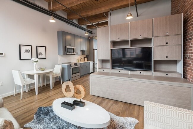 63 Melcher St in Boston, MA - Building Photo - Building Photo