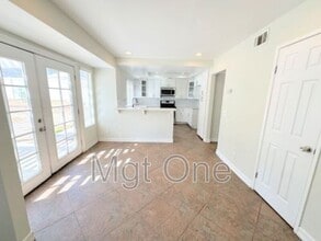 26716 Kicking Horse Dr in Corona, CA - Building Photo - Building Photo