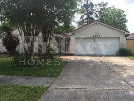 5506 Maplegate Dr in Spring, TX - Building Photo