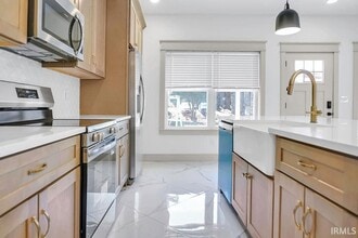 1104 N Grant St in Bloomington, IN - Building Photo - Building Photo