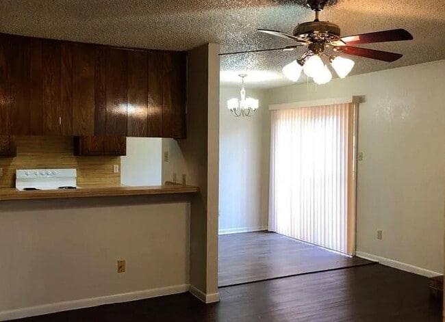 property at 3005 Lake Rd