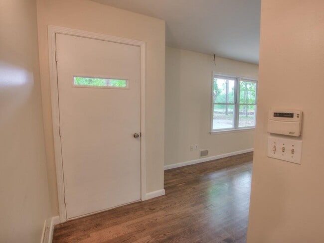 45 Chaffin Rd in Roswell, GA - Building Photo - Building Photo