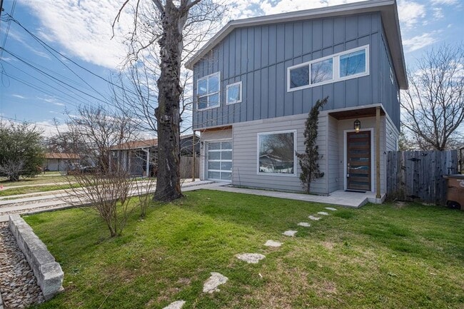 property at 4707 Leslie Ave