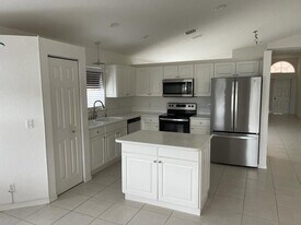 4178 Bluff Harbor Way in Wellington, FL - Building Photo