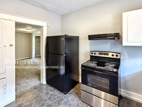 8231 5th Ave N in Birmingham, AL - Building Photo - Building Photo
