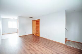4715 Bennett Rd, Unit 17 in Toledo, OH - Building Photo - Building Photo