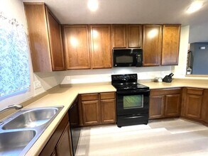 9058 Apache Plume Dr in Parker, CO - Building Photo - Building Photo