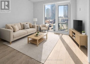 2088 James St in Burlington, ON - Building Photo - Building Photo