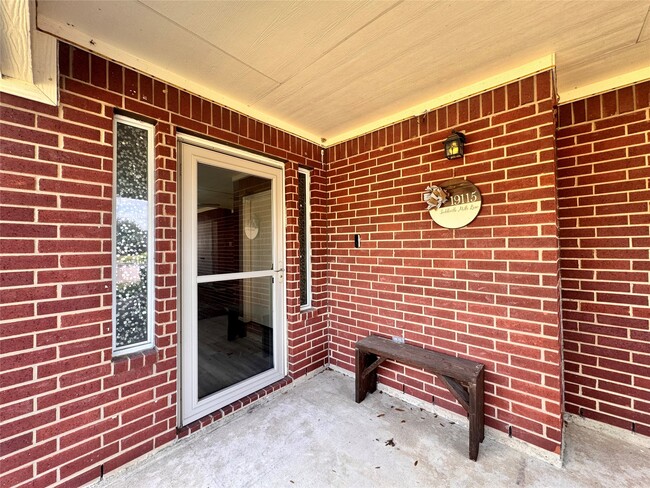 19115 Saddleville Mills Ln