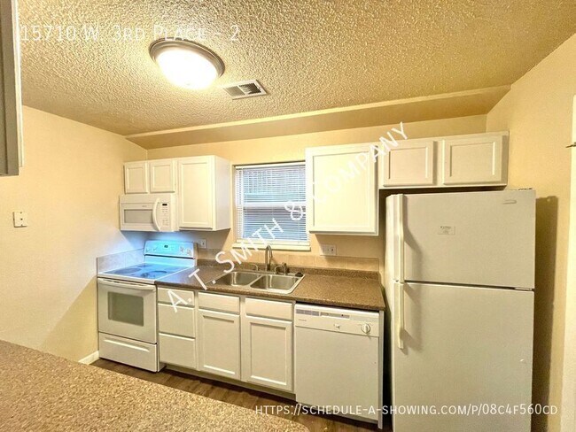 15710 W 3rd Pl in Golden, CO - Building Photo - Building Photo