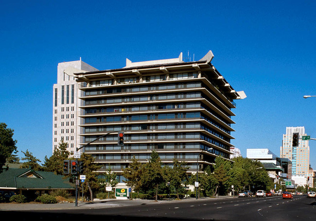 Imperial Tower in Sacramento, CA - Building Photo - Building Photo