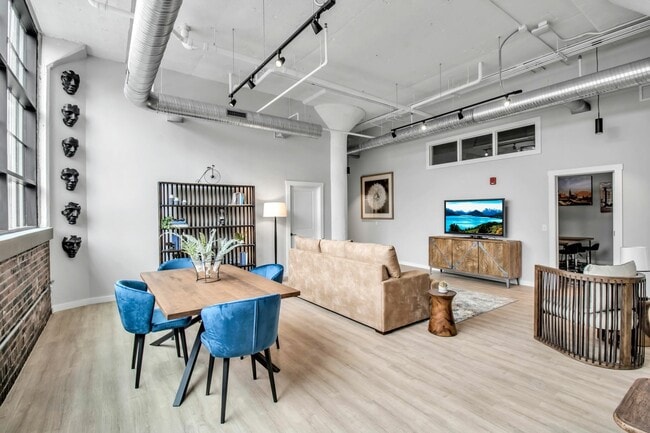 Trico Building Apartments in Buffalo, NY - Foto de edificio - Building Photo