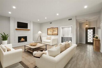 6019 Yellow Rock Trail in Dallas, TX - Building Photo - Building Photo