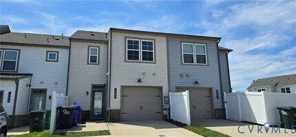 203 Hanging Fern Alley in Glen Allen, VA - Building Photo - Building Photo