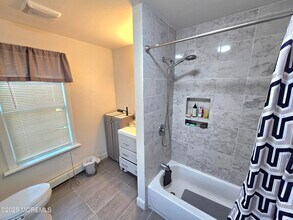 406 4th Ave in Asbury Park, NJ - Building Photo - Building Photo