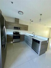 20 Newport Ave in Edinburg, TX - Building Photo - Building Photo