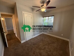 3887 12th Ave in Sacramento, CA - Building Photo - Building Photo