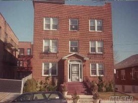 398 Beach  13th St in Far Rockaway, NY - Building Photo