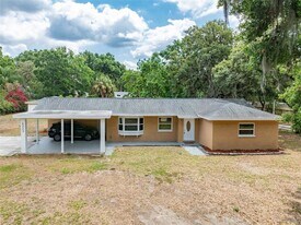 4323 Culbreath Rd in Valrico, FL - Building Photo