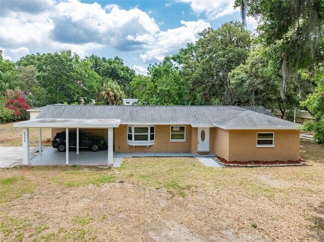 property at 4323 Culbreath Rd