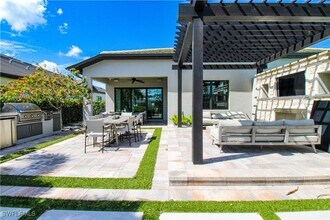 14723 Kingfisher Lp in Naples, FL - Building Photo - Building Photo