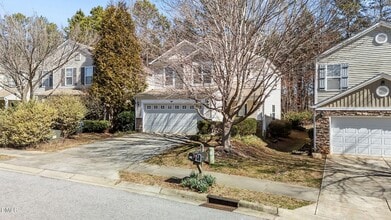 54 Brookhaven Dr in Clayton, NC - Foto de edificio - Building Photo