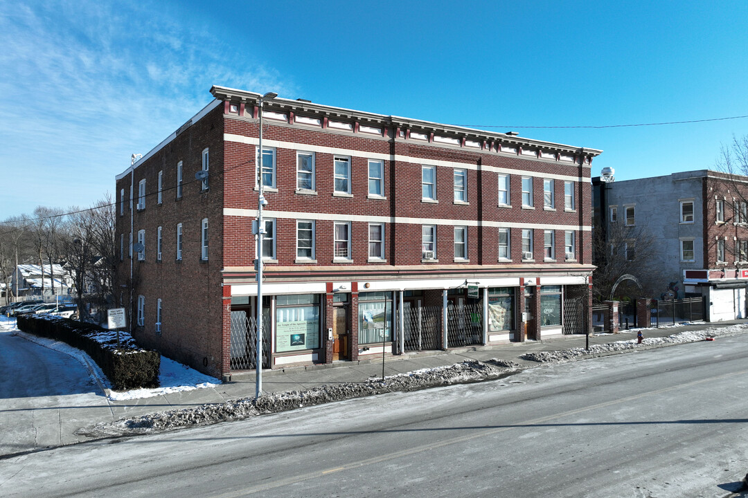 509-513 Main St in Poughkeepsie, NY - Building Photo