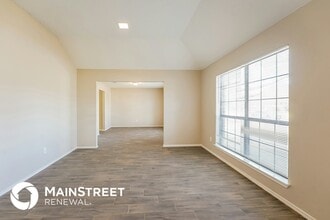 7132 Penshire Dr in Dallas, TX - Foto de edificio - Building Photo