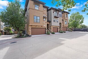 6533 E Hill Dr in Austin, TX - Building Photo