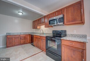 10605 Willetts Crossing Rd in Waldorf, MD - Building Photo