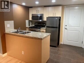 200 Keary St in New Westminster, BC - Building Photo - Building Photo