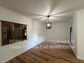 8913 Sirocka Dr in Benbrook, TX - Building Photo - Building Photo