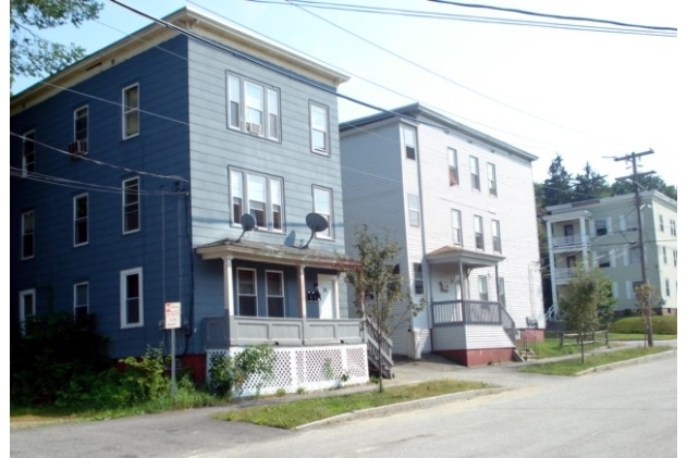 42-46 Dunn St in Auburn, ME - Building Photo