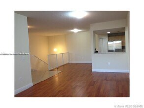 6740 NW 114th Ave in Doral, FL - Building Photo - Building Photo