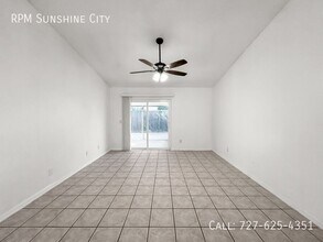 9778 Fox Chapel Rd in Tampa, FL - Building Photo - Building Photo