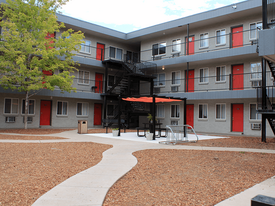Live On South Federal Apartments