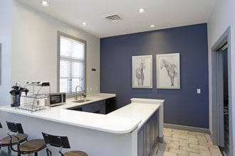 The Township in Kansas City, MO - Building Photo - Interior Photo