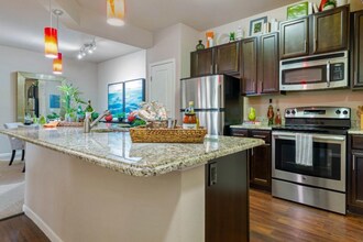 Casa Mirella in Windermere, FL - Foto de edificio - Building Photo