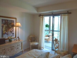 19355 Cypress Ridge Terrace-Unit -521 in Leesburg, VA - Building Photo - Building Photo