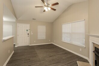 934 Back Bay Ct NE in Kannapolis, NC - Building Photo - Building Photo