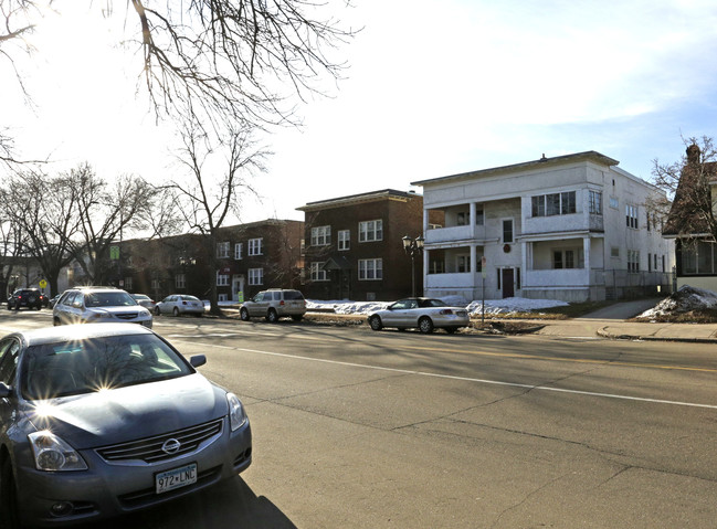 1716 Grand Ave in St. Paul, MN - Foto de edificio - Building Photo